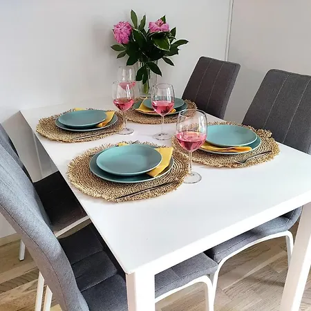 Appartement Fully Equipped New With Free Parking